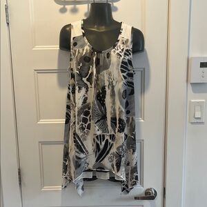 Joseph Ribkoff Black and White Sleeveless Tunic